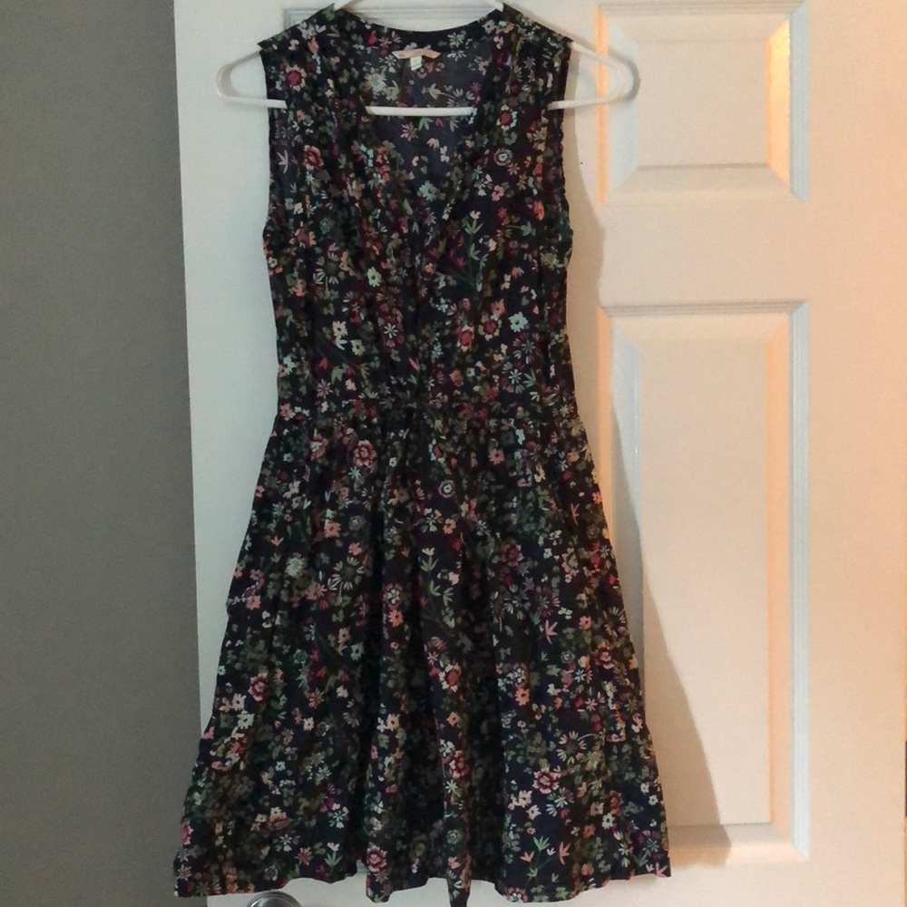 Gap button down dress with drawstring waist